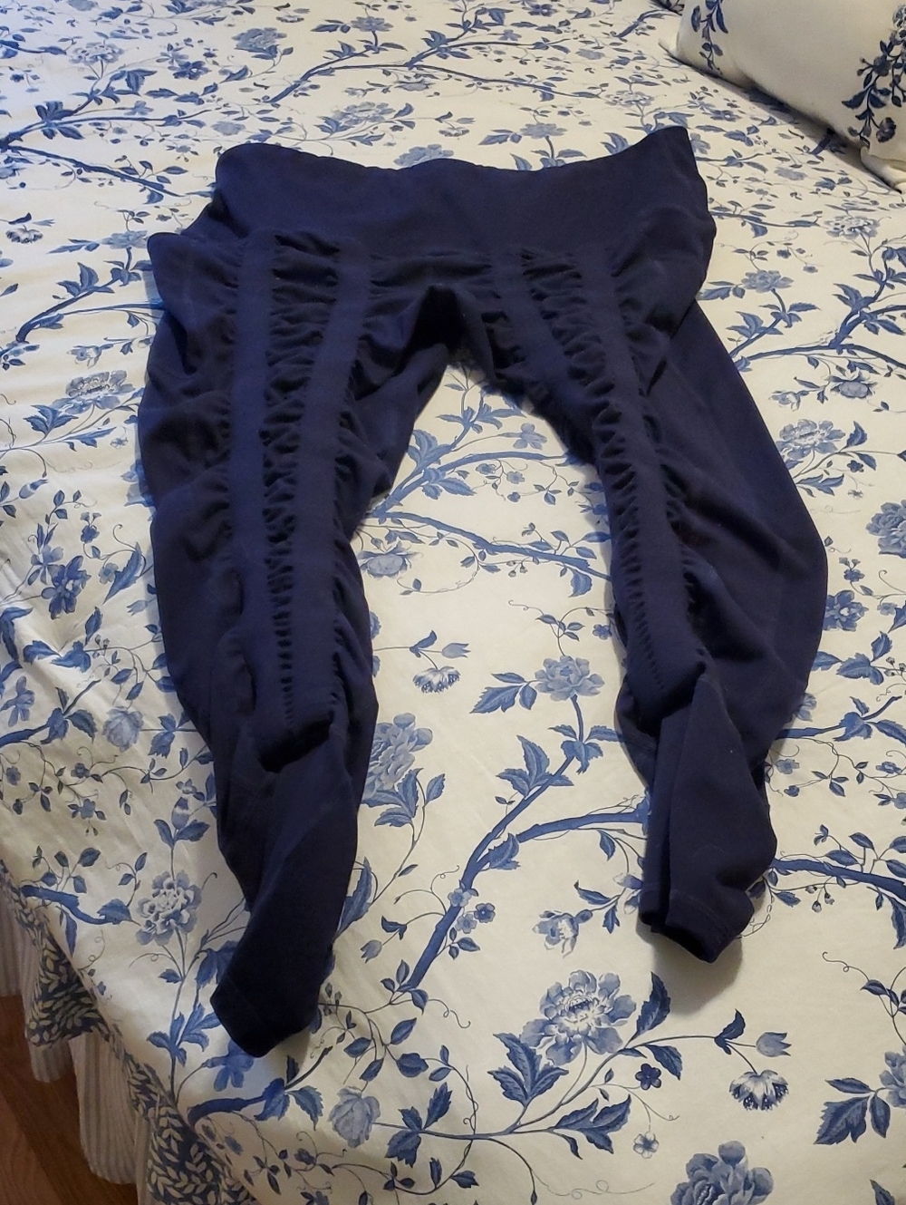 SWEETFLEX Size 18 Navy Massaging Leggings - Curated By Rua'h Kibriya